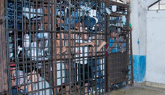 Cuántos inocentes encarcelados y muertos bajo custodia está dispuesta a tolerar una sociedad a cambio de menos homicidios.